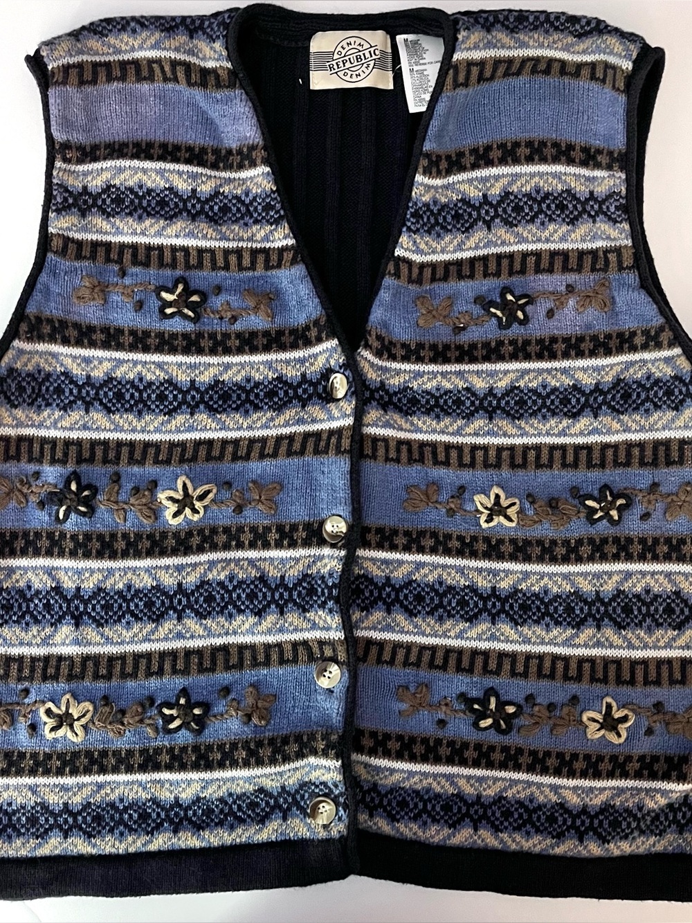VTG 90s Denim Republic Embroidered Knit Sweater Vest M